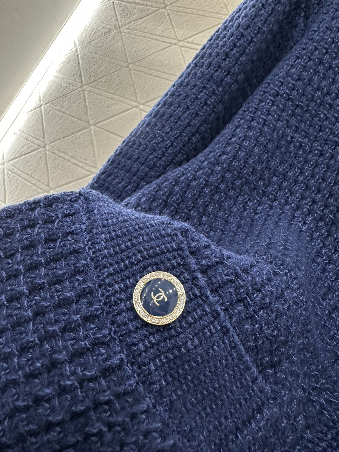 ♥Chane*♥2025新品上架 圆领针织开衫定制YB棉毛纱线织造，细腻舒适，品相高级，圆领针织开衫版型