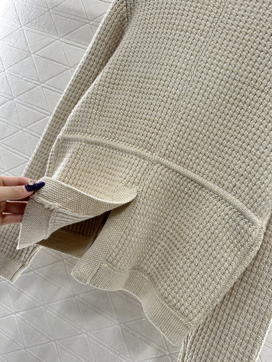 ♥Chane*♥2025新品上架 圆领针织开衫定制YB棉毛纱线织造，细腻舒适，品相高级，圆领针织开衫版型