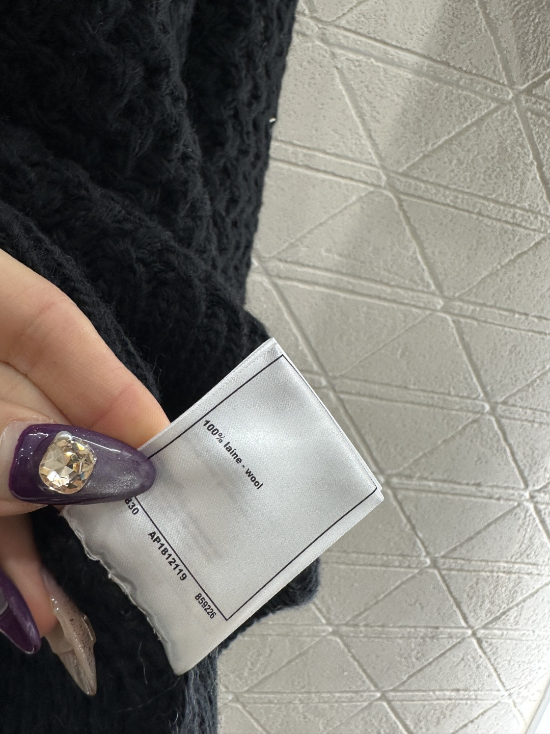 ♥Chane*♥2025新品上架 刺绣字母徽标针织毛衣定制YB羊毛纱线织造，穿搭舒适，质感十足，圆领落肩