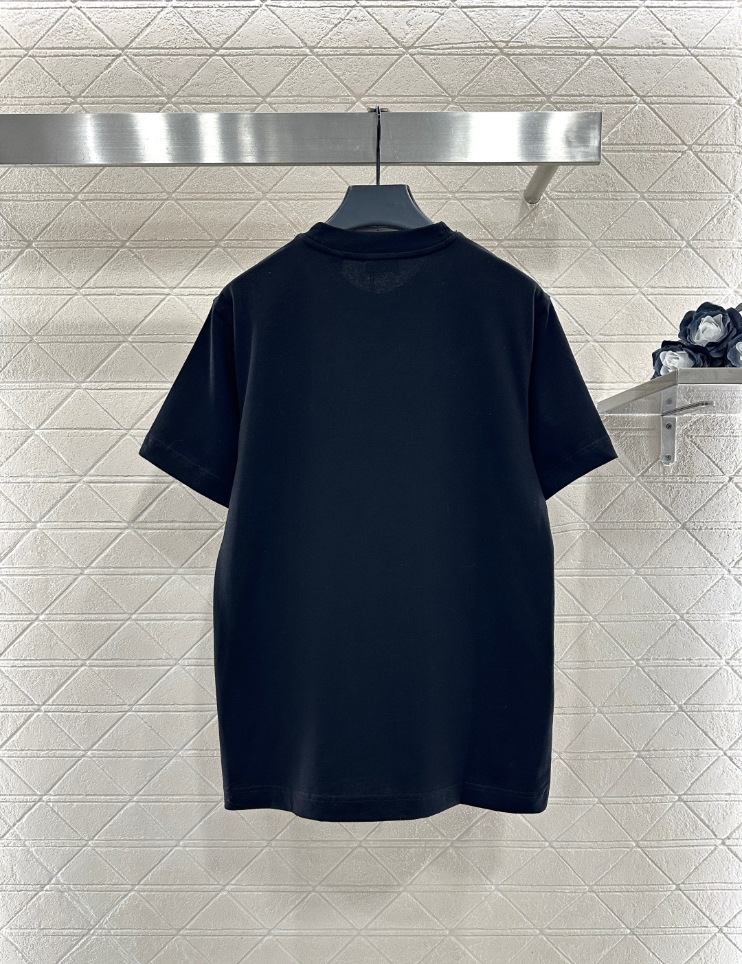 ♥BBR*♥2025新品上架 圆领战马徽标𝑇𝑒𝑒定制YB原生全棉材质，质感细腻，舒适透气，宽松短袖裁剪，