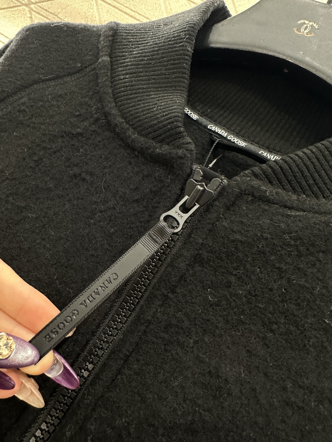 ♥Canada Goos*♥2025新品上架 毛呢棒球外套定制YB进口羊毛呢材质，质感柔软，保暖亲肤，立