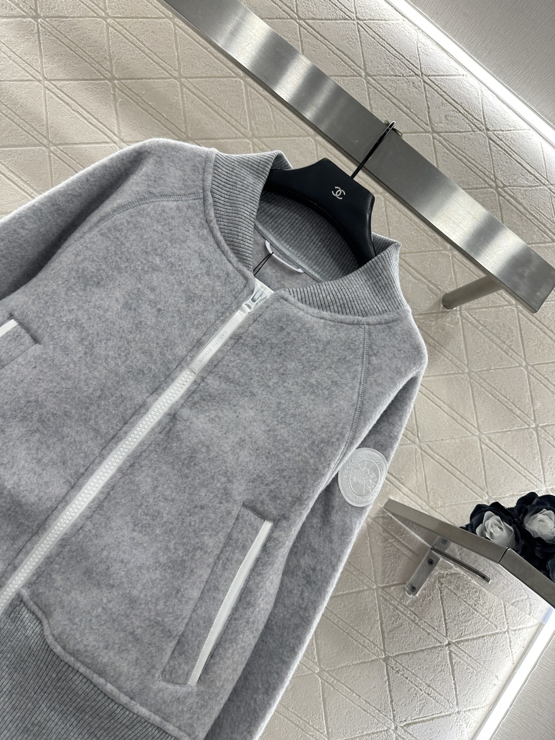 ♥Canada Goos*♥2025新品上架 毛呢棒球外套定制YB进口羊毛呢材质，质感柔软，保暖亲肤，立