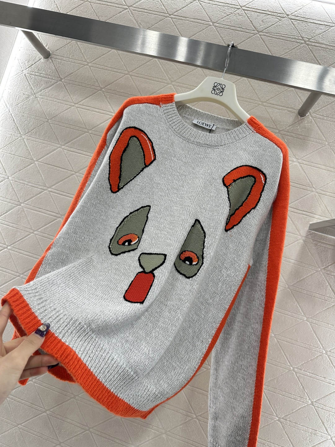 ♥Loew*♥2025新品上架 撞色猫头针织毛衣定制YB棉毛纱线织造，穿搭舒适，质感十足，圆领落肩针织套