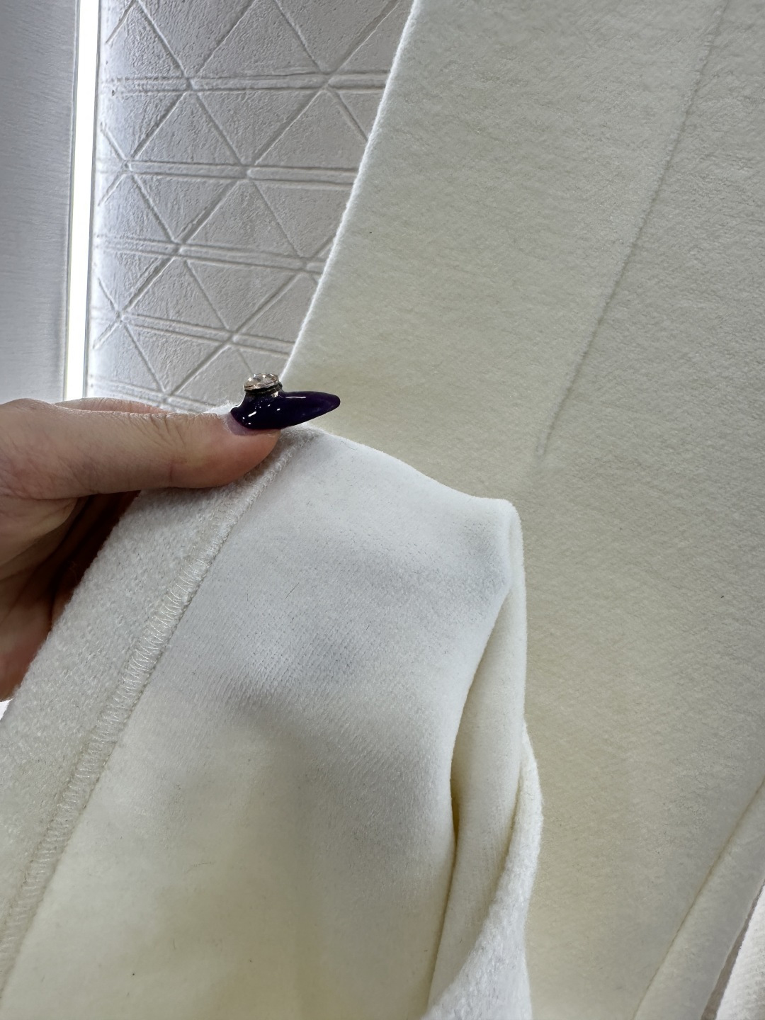 ♥Miumi*♥2025新品上架 抽绳轮廓阔腿长裤定制YB进口羊毛混纺材质，面料扎实，穿搭舒适保暖，适宜