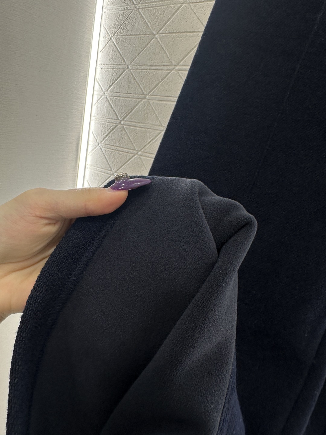 ♥Miumi*♥2025新品上架 抽绳轮廓阔腿长裤定制YB进口羊毛混纺材质，面料扎实，穿搭舒适保暖，适宜