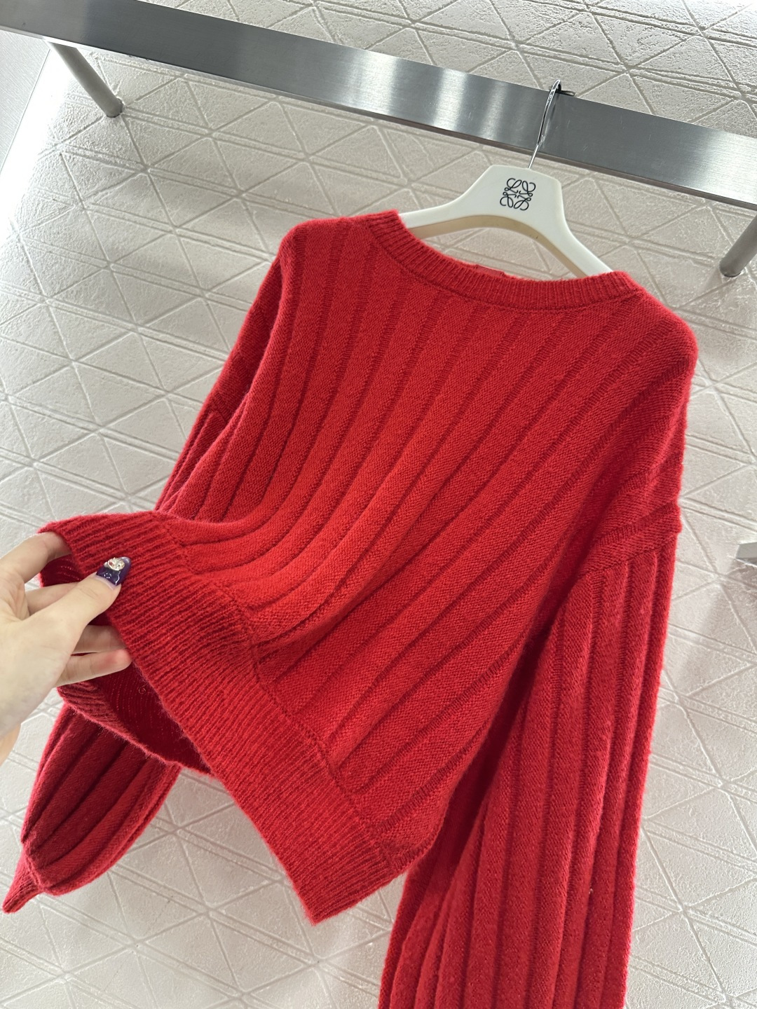 ♥Loew*♥2025新品上架 净版灯笼袖针织毛衣定制YB棉毛纱线织造，穿搭舒适，质感十足，圆领落肩针织