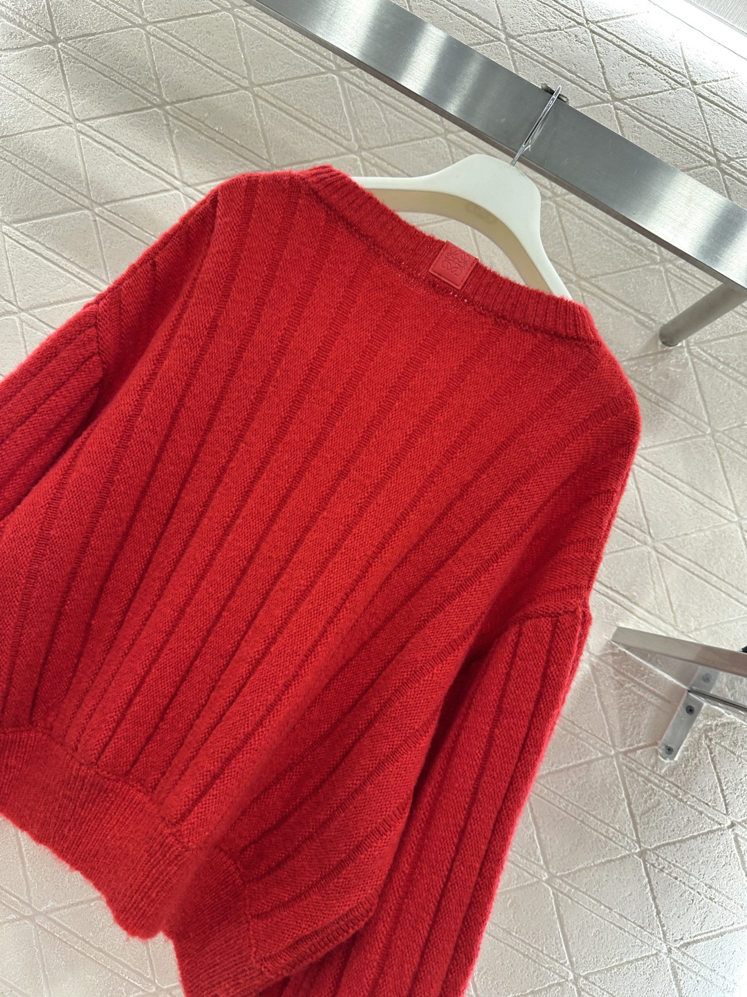 ♥Loew*♥2025新品上架 净版灯笼袖针织毛衣定制YB棉毛纱线织造，穿搭舒适，质感十足，圆领落肩针织