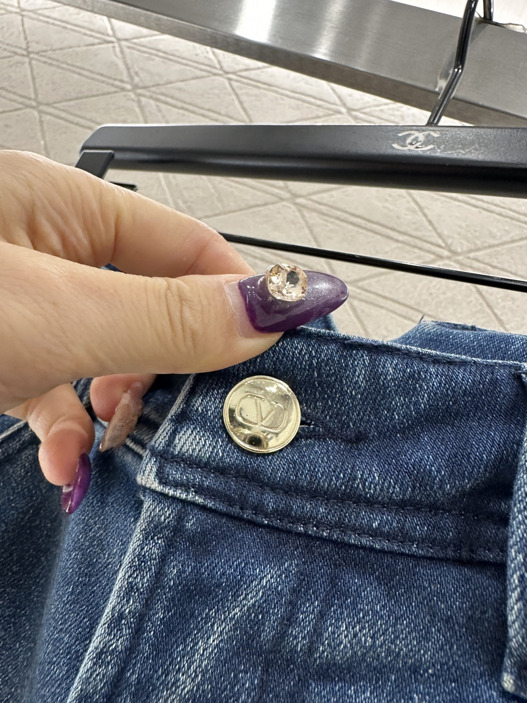 ♥Valentin*♥2025新品上架 磨绒做旧微喇牛仔长裤定制YB斜纹棉牛仔材质，质感高级，穿搭有型，