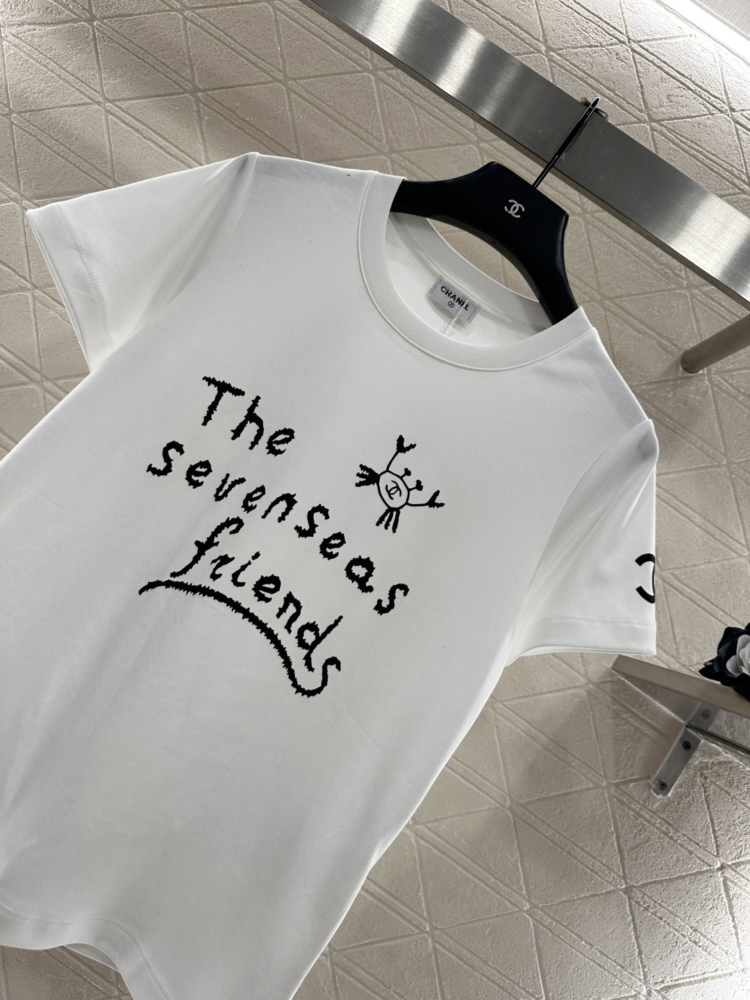 ♥Chane*♥2025新品上架 圆领涂鸦印花𝑇𝑒𝑒定制YB丝光全棉材质，质感细腻，舒适透气，常规短袖裁