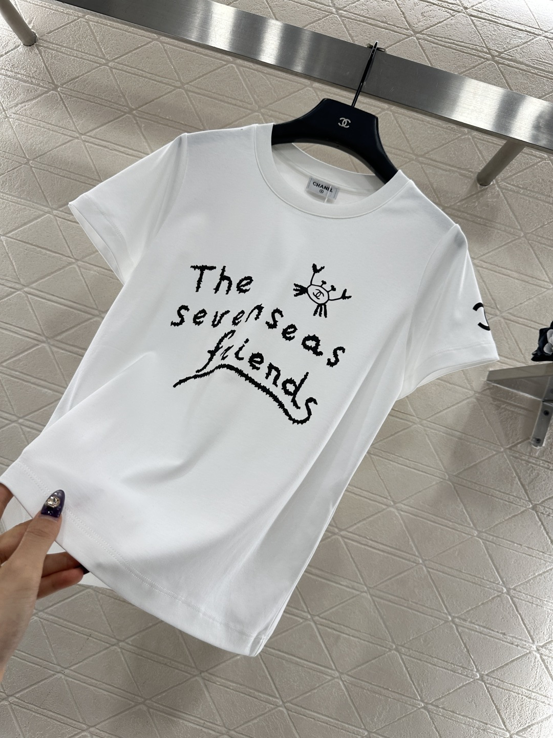 ♥Chane*♥2025新品上架 圆领涂鸦印花𝑇𝑒𝑒定制YB丝光全棉材质，质感细腻，舒适透气，常规短袖裁