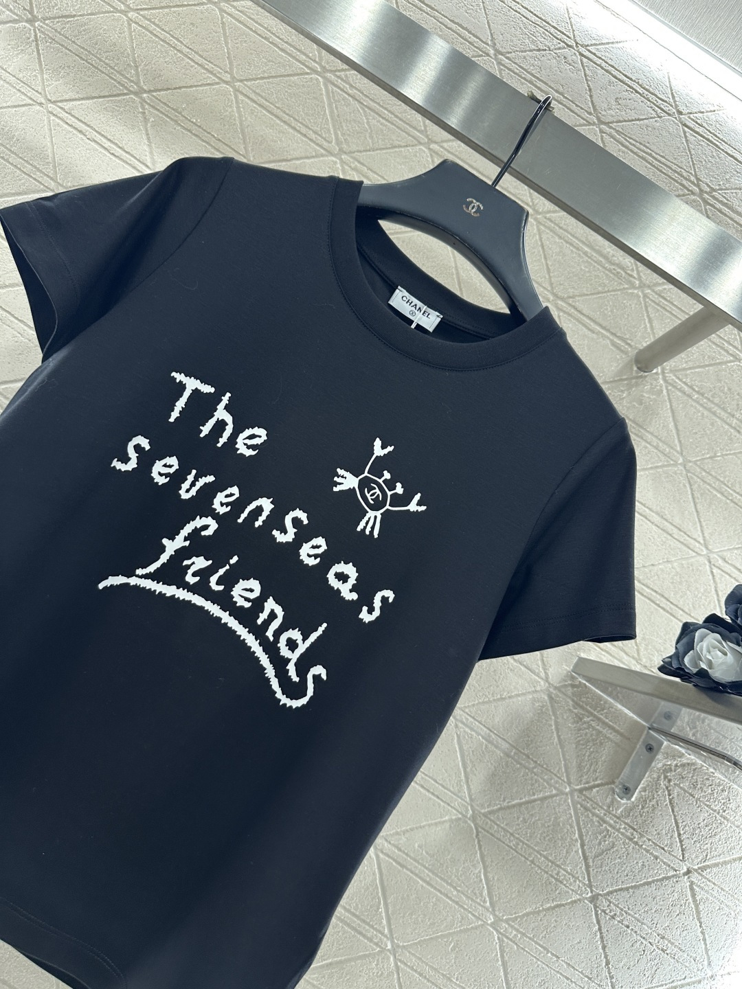 ♥Chane*♥2025新品上架 圆领涂鸦印花𝑇𝑒𝑒定制YB丝光全棉材质，质感细腻，舒适透气，常规短袖裁