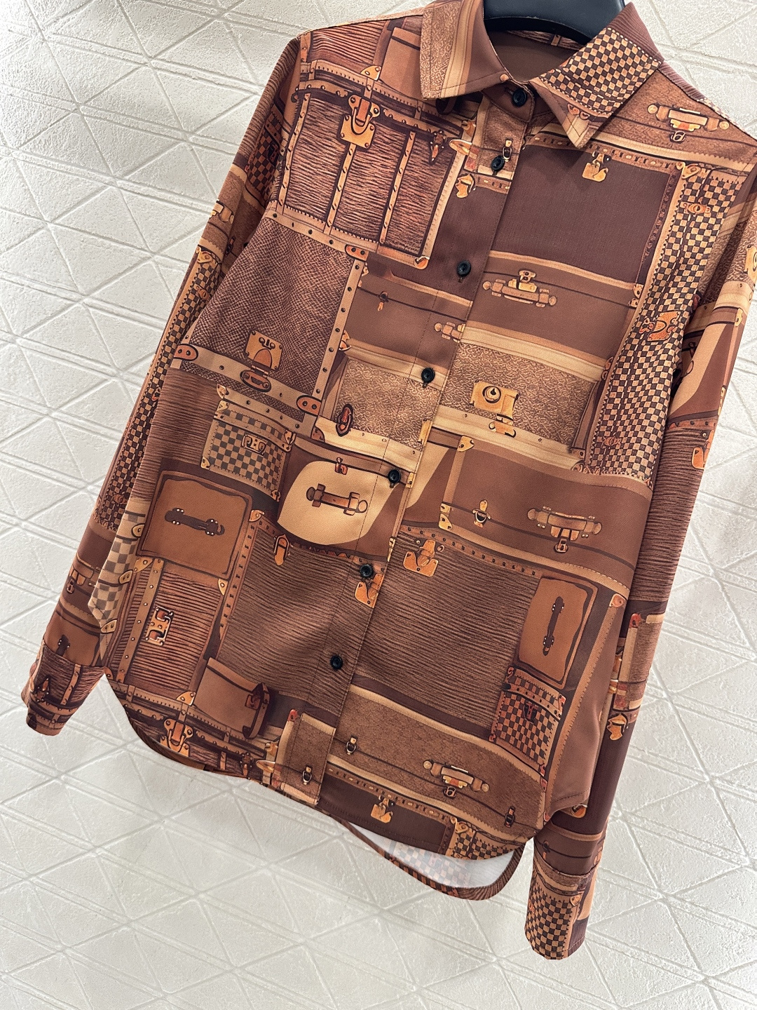 ♥Louis vuitto*♥2025新品上架 印花翻领衬衫长裤套装定制YB进口斜纹棉材质，质感细腻，垂