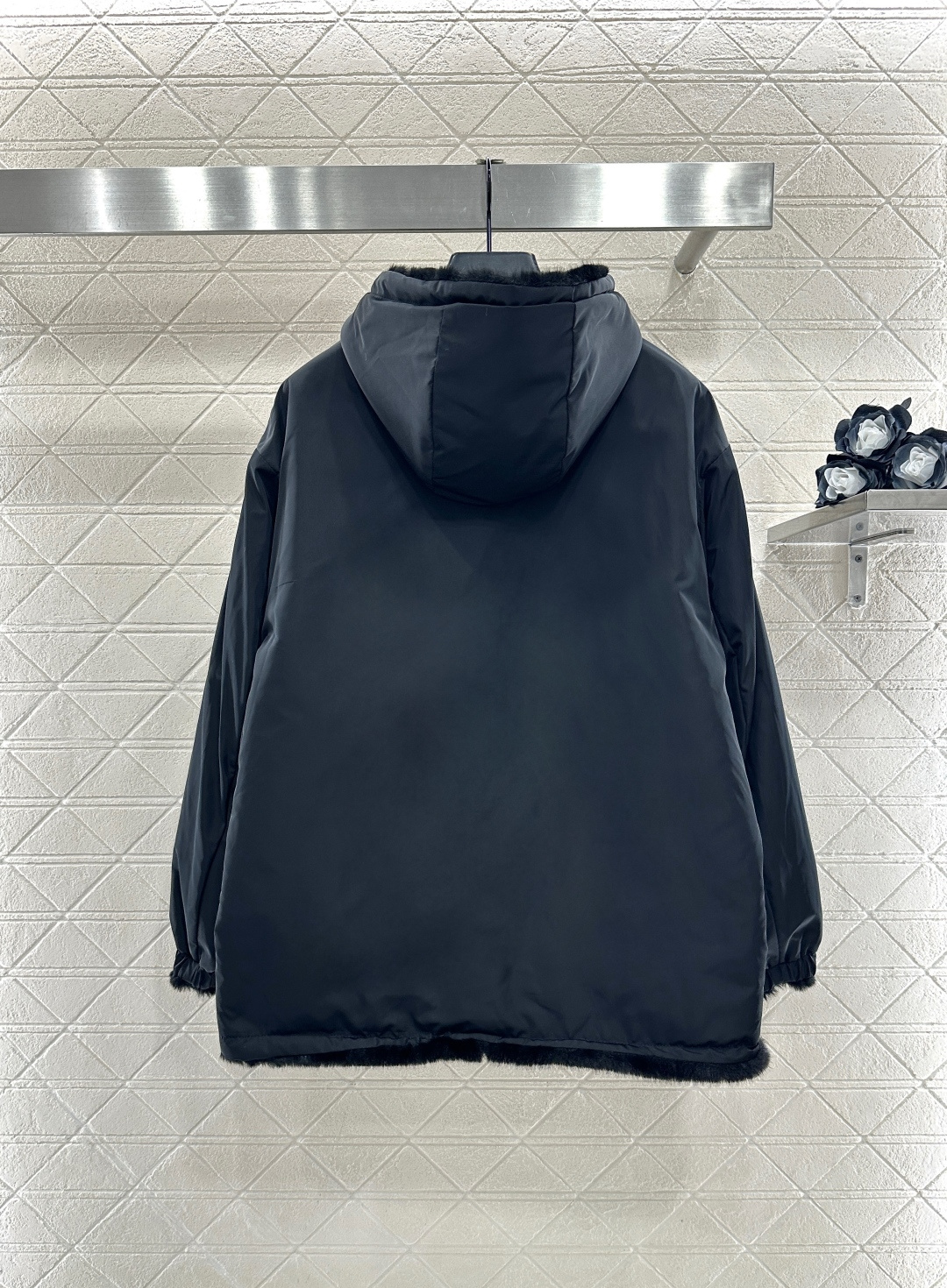 ♥Prad*♥2025新品上架 两面穿环保皮毛羽绒棉服定制YB进口环保皮毛➕防风防水尼龙材质，羽绒棉填充