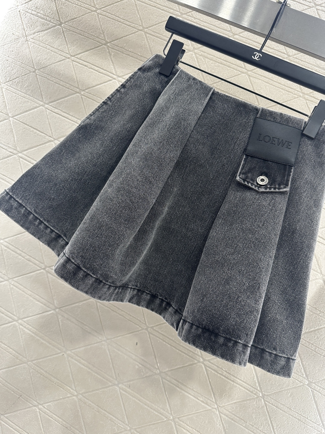 ♥Loew*♥2025新品上架 百褶A摆口袋皮牌短裙定制YB斜纹棉牛仔材质，穿搭舒适透气，挺括有型，酵素