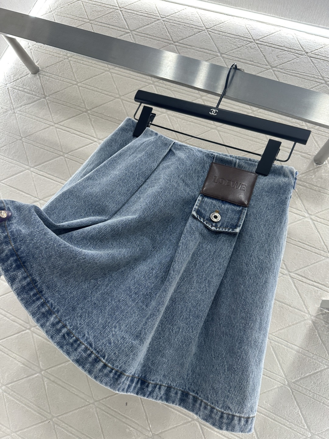 ♥Loew*♥2025新品上架 百褶A摆口袋皮牌短裙定制YB斜纹棉牛仔材质，穿搭舒适透气，挺括有型，酵素