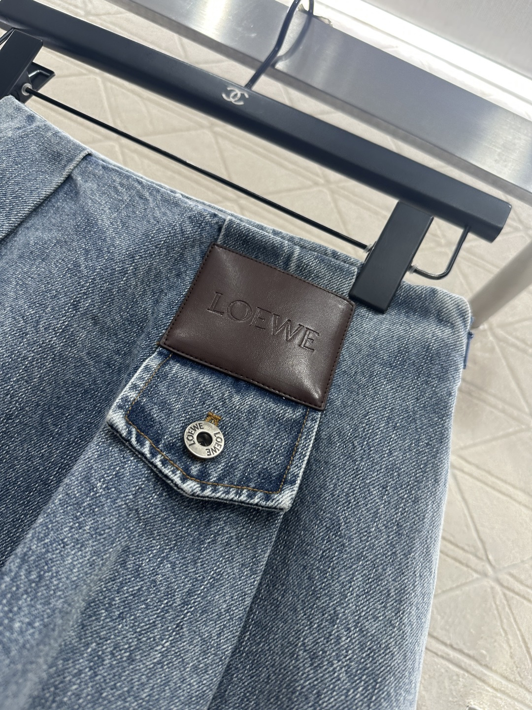 ♥Loew*♥2025新品上架 百褶A摆口袋皮牌短裙定制YB斜纹棉牛仔材质，穿搭舒适透气，挺括有型，酵素