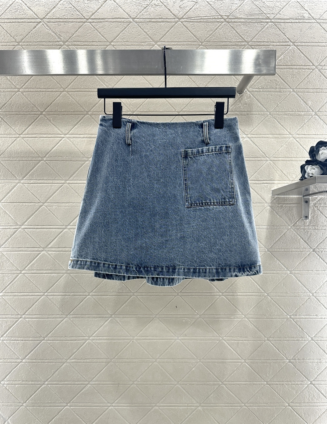 ♥Loew*♥2025新品上架 百褶A摆口袋皮牌短裙定制YB斜纹棉牛仔材质，穿搭舒适透气，挺括有型，酵素