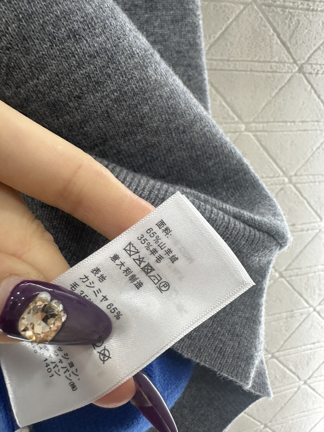 ♥Celin*♥2025新品上架 连帽抽绳针织套头毛衣定制YB羊绒羊毛纱线织造，质感细腻，穿搭舒适，连帽