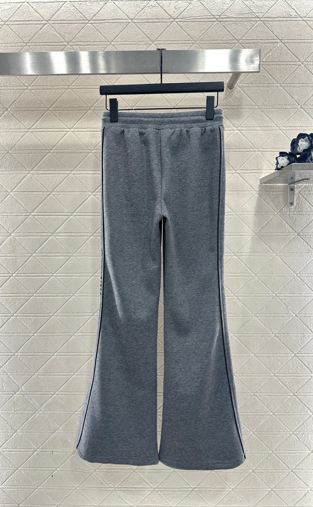 ♥Dio*♥ 2025新品上架 织带连帽外套长裤套装定制YB进口羊毛混纺材质，质感细腻，穿搭保暖舒适，连