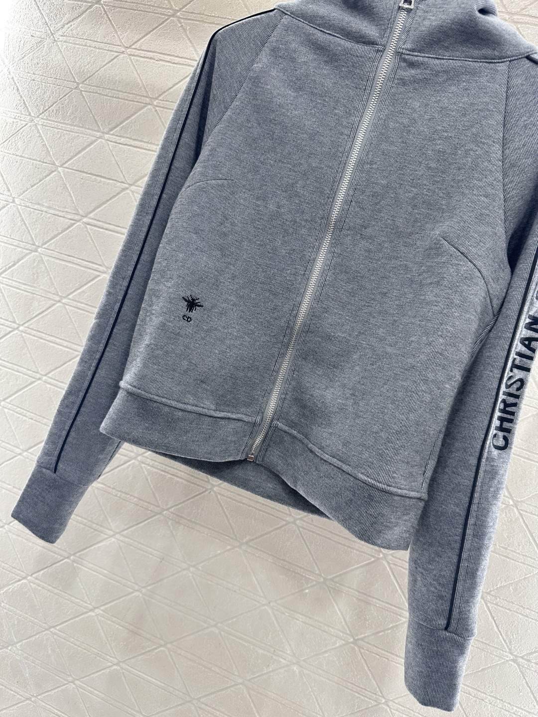 ♥Dio*♥ 2025新品上架 织带连帽外套长裤套装定制YB进口羊毛混纺材质，质感细腻，穿搭保暖舒适，连