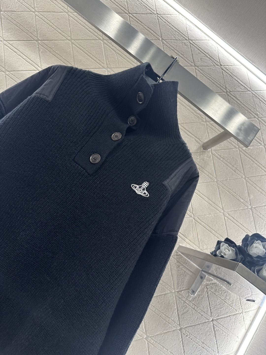 ♥West vivienn*♥2025新品上架 高领土星徽标针织毛衣定制YB羊毛纱线织造，质感高级，穿搭