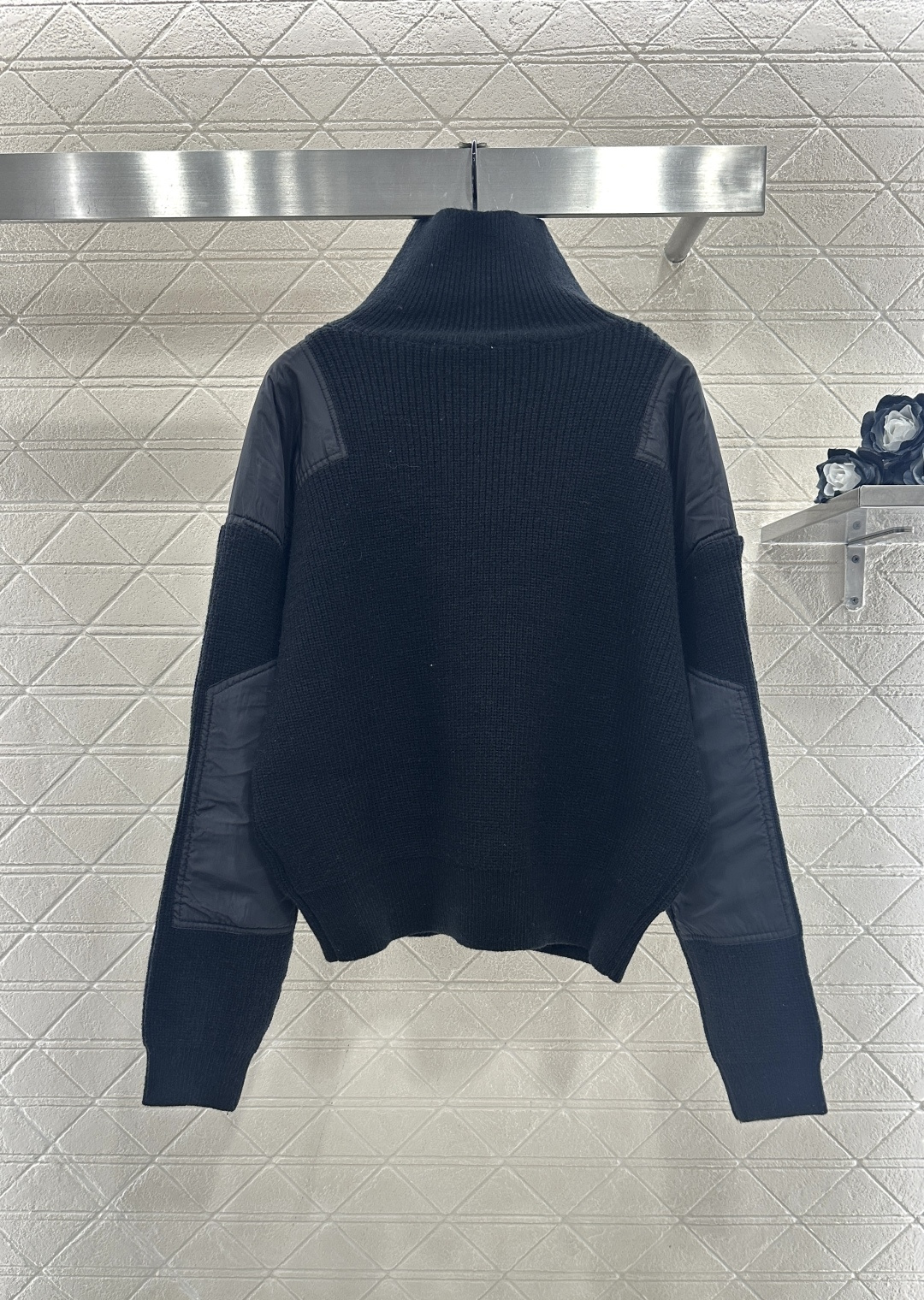 ♥West vivienn*♥2025新品上架 高领土星徽标针织毛衣定制YB羊毛纱线织造，质感高级，穿搭