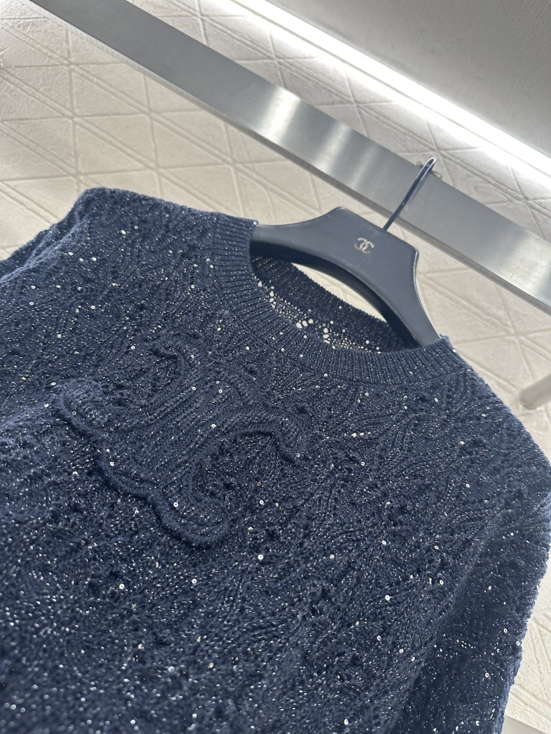 ♥Celin*♥2025新品上架 圆领镂空渐变毛衣定制YB羊毛纱线材质，质感细腻，舒适保暖，圆领套头毛衣