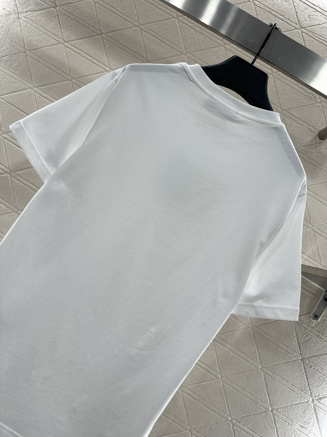 ♥Gucc*♥2025新品上架 圆领印花徽标𝑇𝑒𝑒定制YB丝光全棉材质，质感细腻，舒适透气，常规短袖裁剪