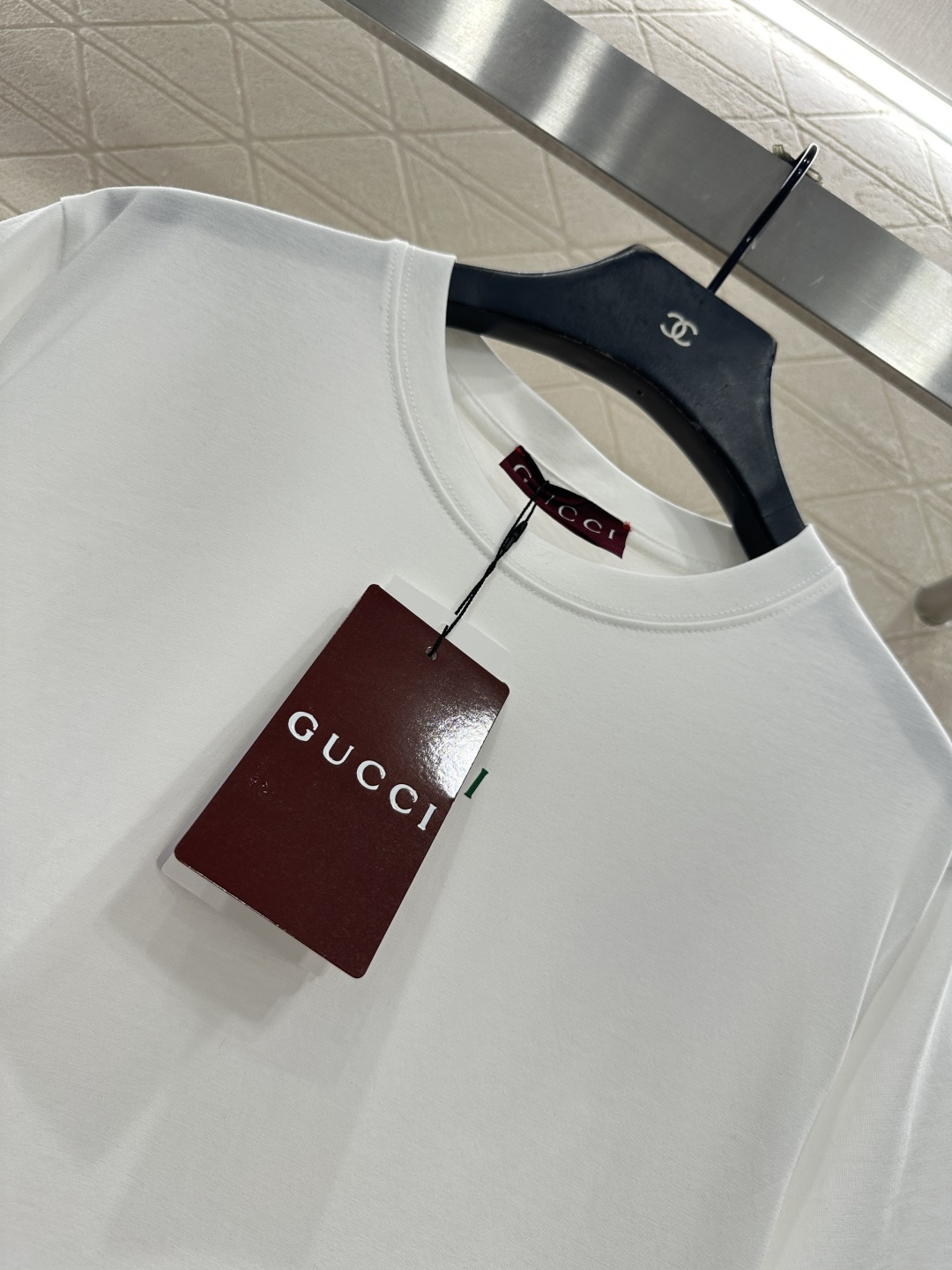 ♥Gucc*♥2025新品上架 圆领印花徽标𝑇𝑒𝑒定制YB丝光全棉材质，质感细腻，舒适透气，常规短袖裁剪