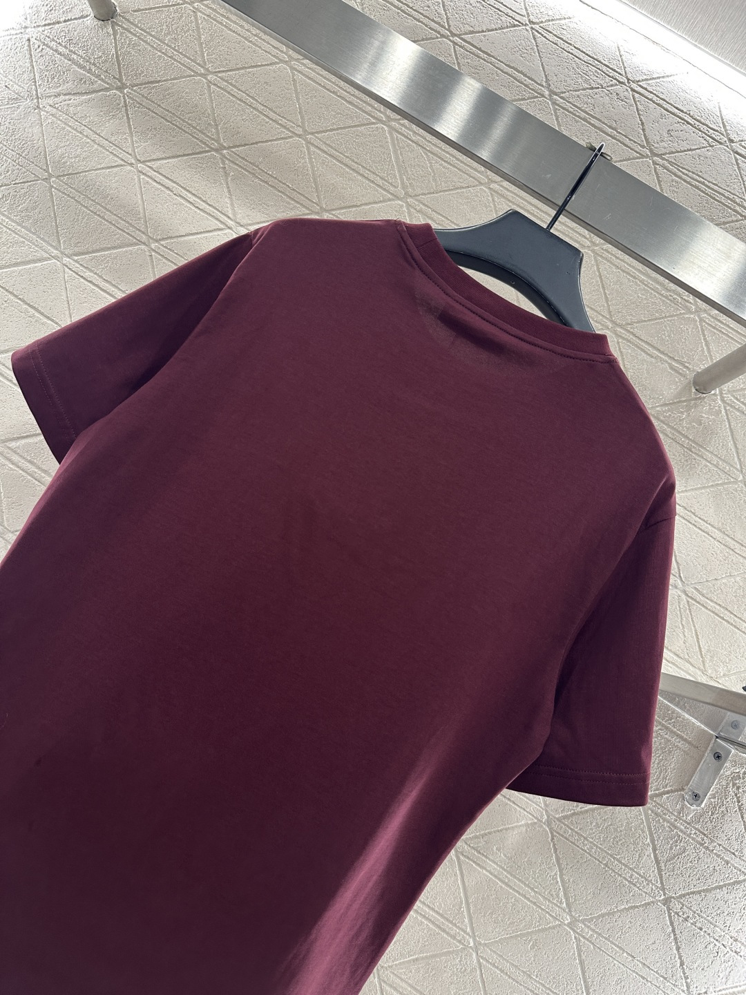 ♥Gucc*♥2025新品上架 圆领印花徽标𝑇𝑒𝑒定制YB丝光全棉材质，质感细腻，舒适透气，常规短袖裁剪