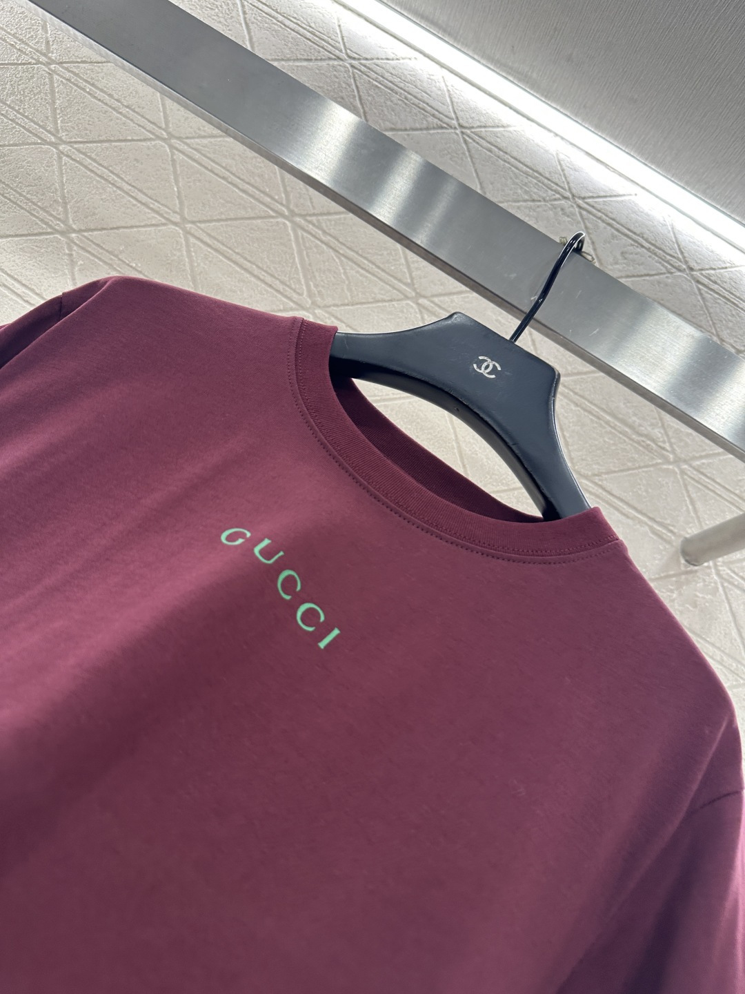 ♥Gucc*♥2025新品上架 圆领印花徽标𝑇𝑒𝑒定制YB丝光全棉材质，质感细腻，舒适透气，常规短袖裁剪