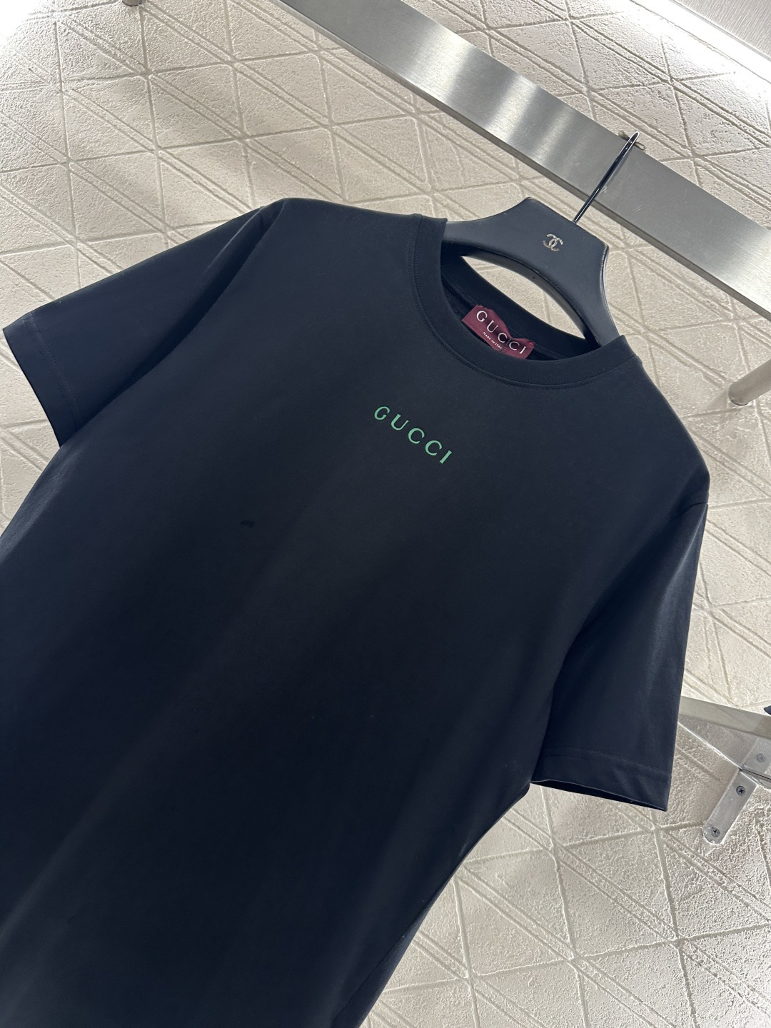 ♥Gucc*♥2025新品上架 圆领印花徽标𝑇𝑒𝑒定制YB丝光全棉材质，质感细腻，舒适透气，常规短袖裁剪