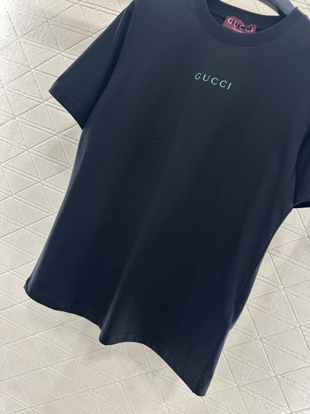 ♥Gucc*♥2025新品上架 圆领印花徽标𝑇𝑒𝑒定制YB丝光全棉材质，质感细腻，舒适透气，常规短袖裁剪