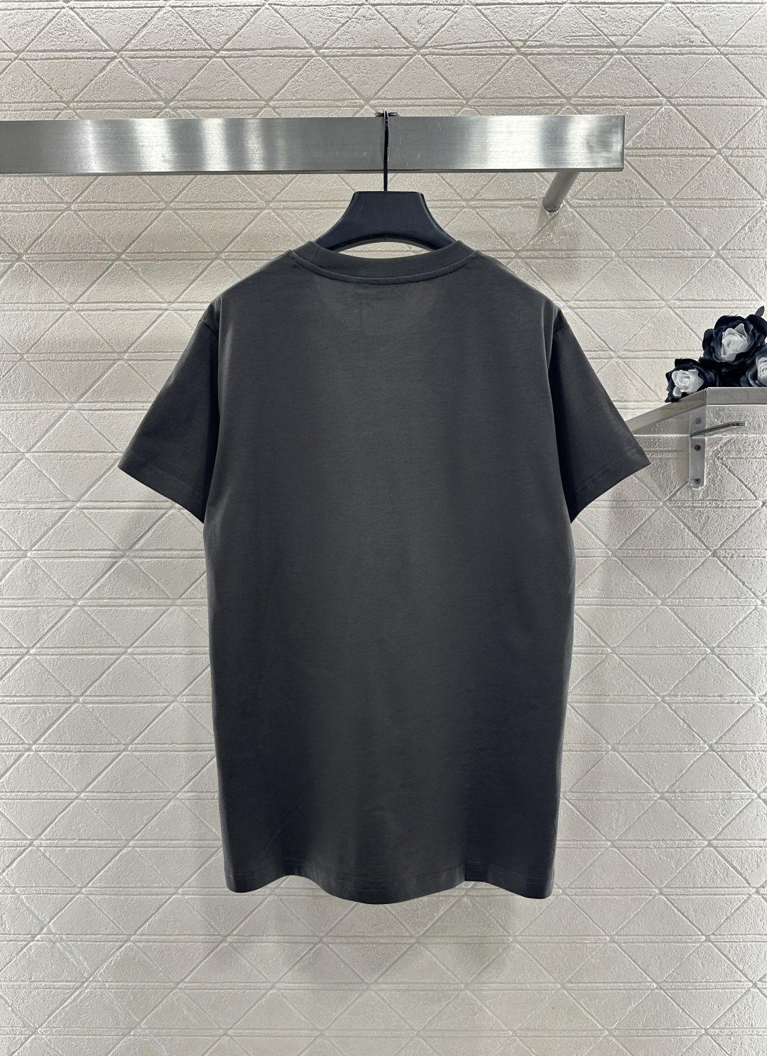 ♥Gucc*♥2025新品上架 做旧水洗印花𝑇𝑒𝑒定制YB原生全棉材质，透气舒适，质感十足，宽松廓形短袖