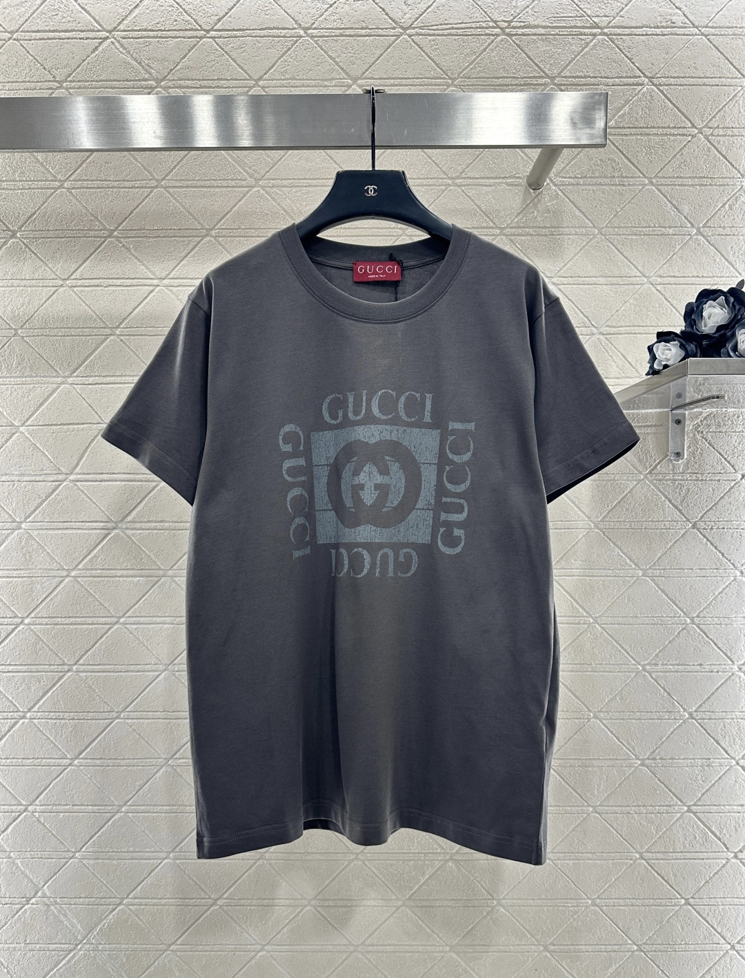 ♥Gucc*♥2025新品上架 做旧水洗印花𝑇𝑒𝑒定制YB原生全棉材质，透气舒适，质感十足，宽松廓形短袖