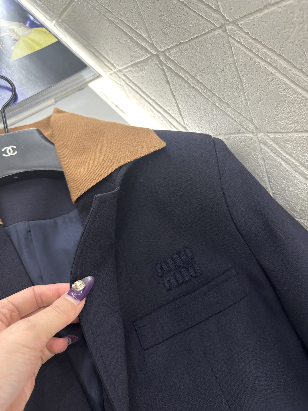 ♥Miumi*♥2025新品上架 翻领针织拼接西装外套定制YB进口精仿羊毛材质，质感光泽高级，垂顺有型，