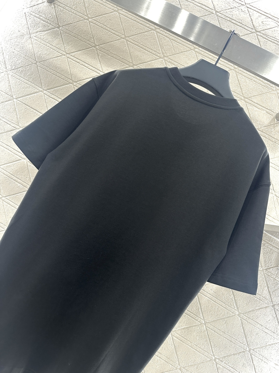 ♥26ss潮牌*♥2025新品上架 童趣印花圆领𝑇𝑒𝑒定制YB原生全棉材质，透气舒适，质感十足，宽松短袖