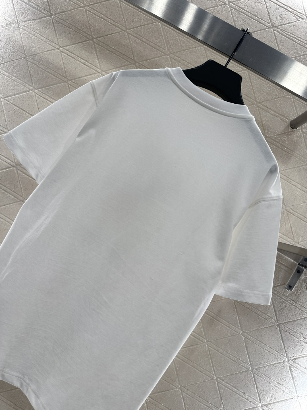 ♥26ss潮牌*♥2025新品上架 童趣印花圆领𝑇𝑒𝑒定制YB原生全棉材质，透气舒适，质感十足，宽松短袖