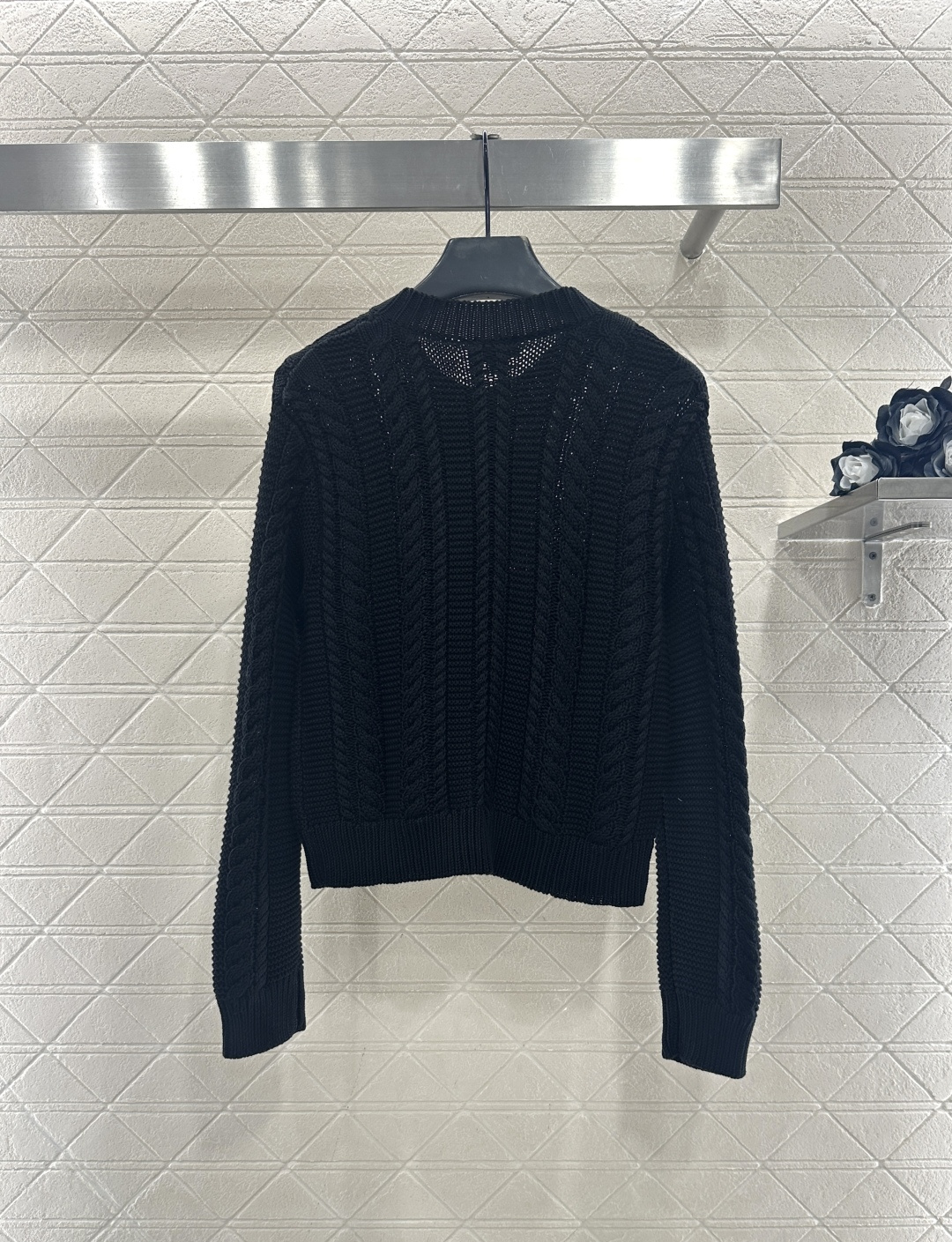 ♥Chane*♥2025新品上架 圆领麻花开衫定制YB棉毛纱线材质，质感细腻，舒适保暖，圆领针织开衫裁剪