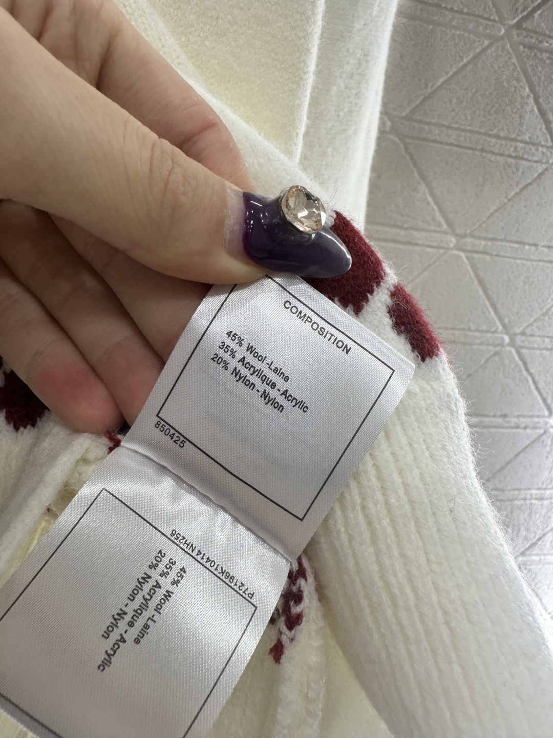 ♥Chane*♥2025新品上架 高领费尔岛开衫毛衣定制YB羊毛纱线材质，质感细腻，舒适保暖，立领纽扣开