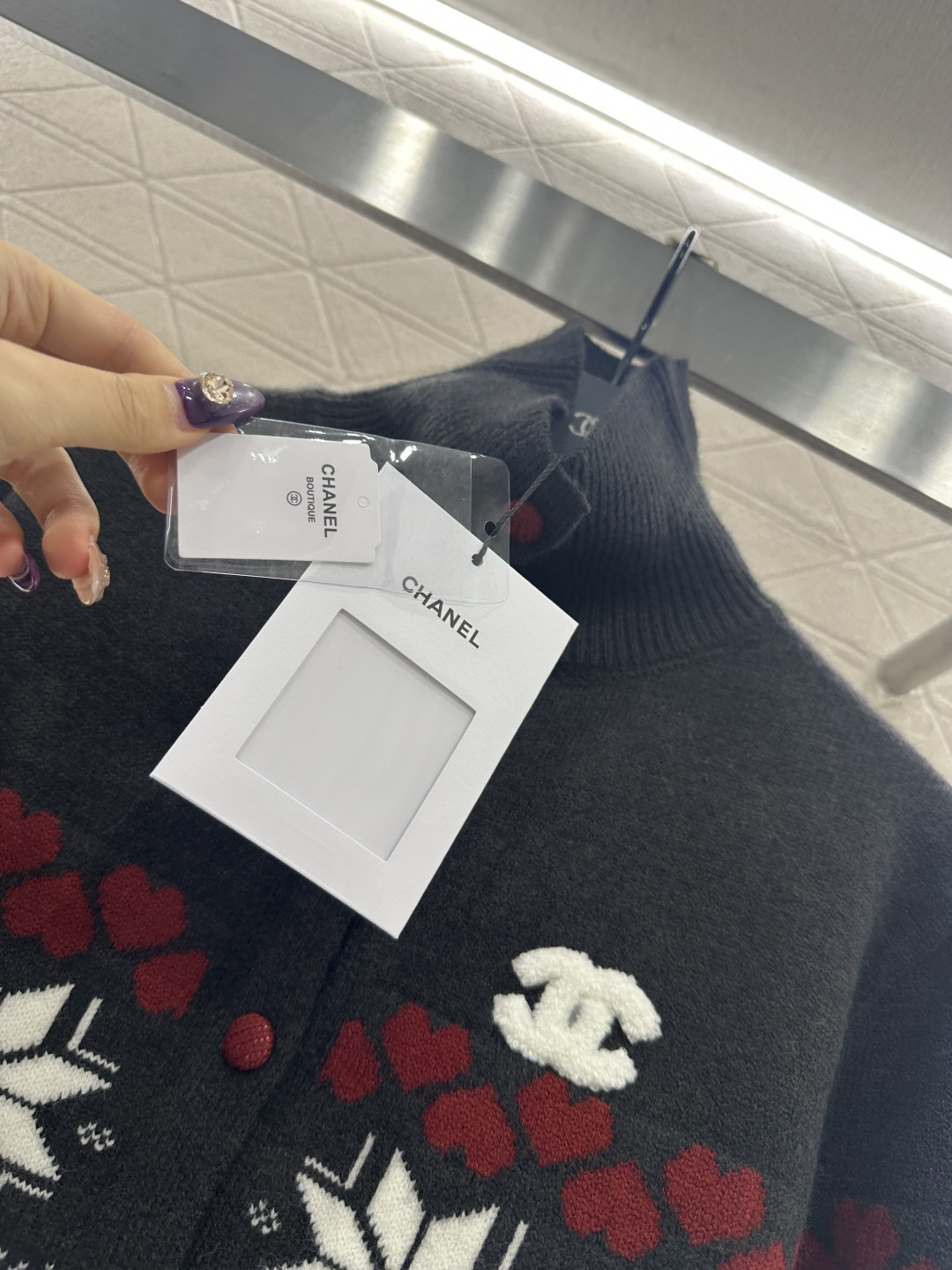 ♥Chane*♥2025新品上架 高领费尔岛开衫毛衣定制YB羊毛纱线材质，质感细腻，舒适保暖，立领纽扣开