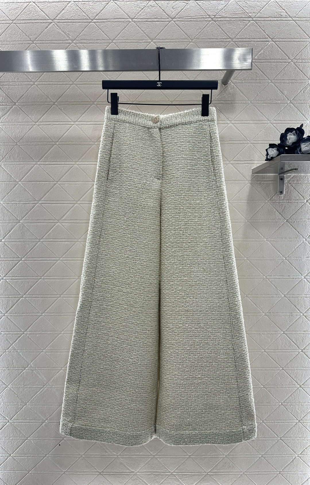 ♥Chane*♥2025新品上架 圆领洋装外套长裤套装定制YB进口粗纺羊毛呢材质，质感高级，品相十足，圆