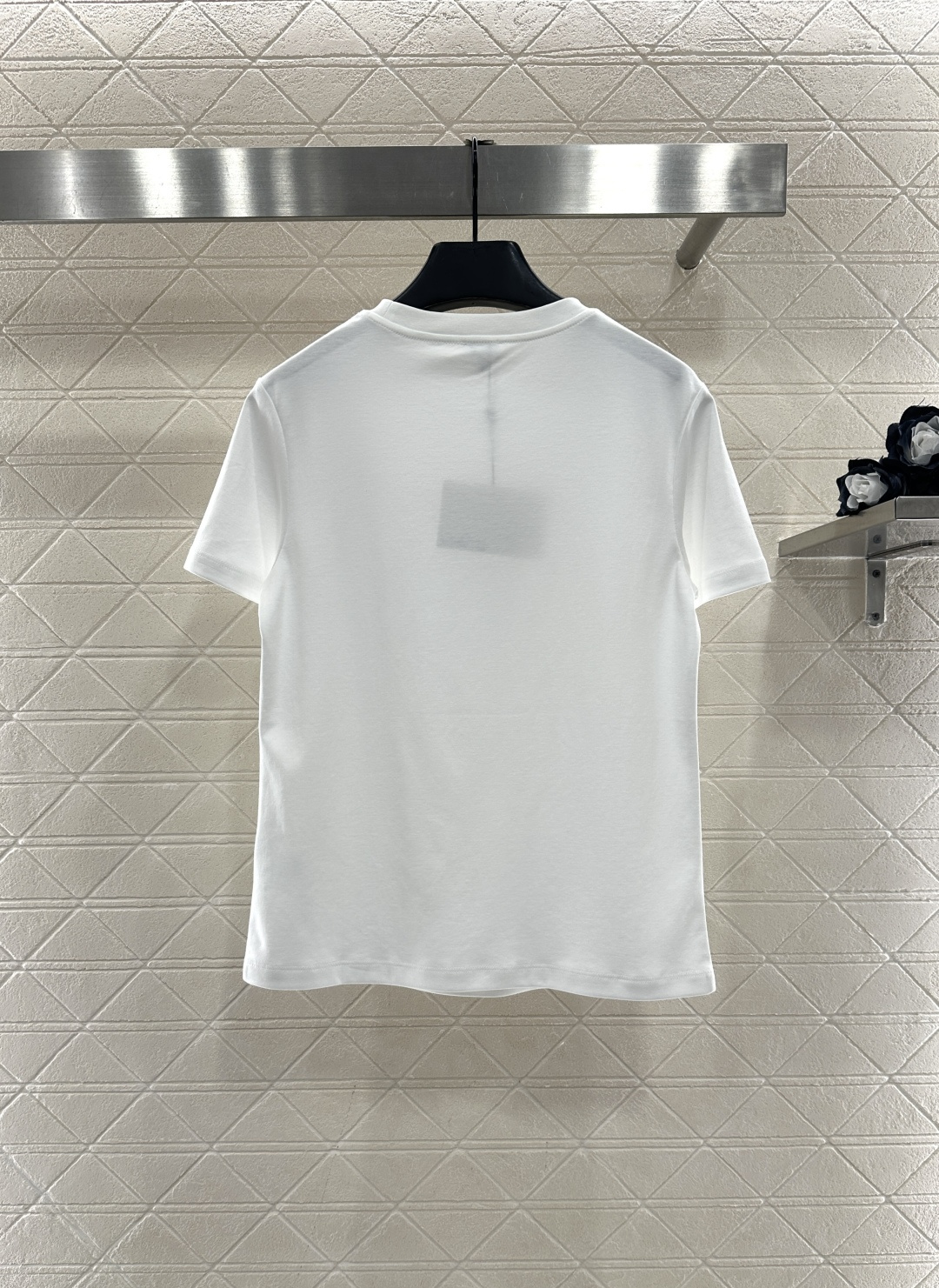 ♥Loew*♥2025新品上架 订珠水钻字母𝑇𝑒𝑒定制YB丝光全棉材质，透气舒适，质感十足，常规短袖T恤