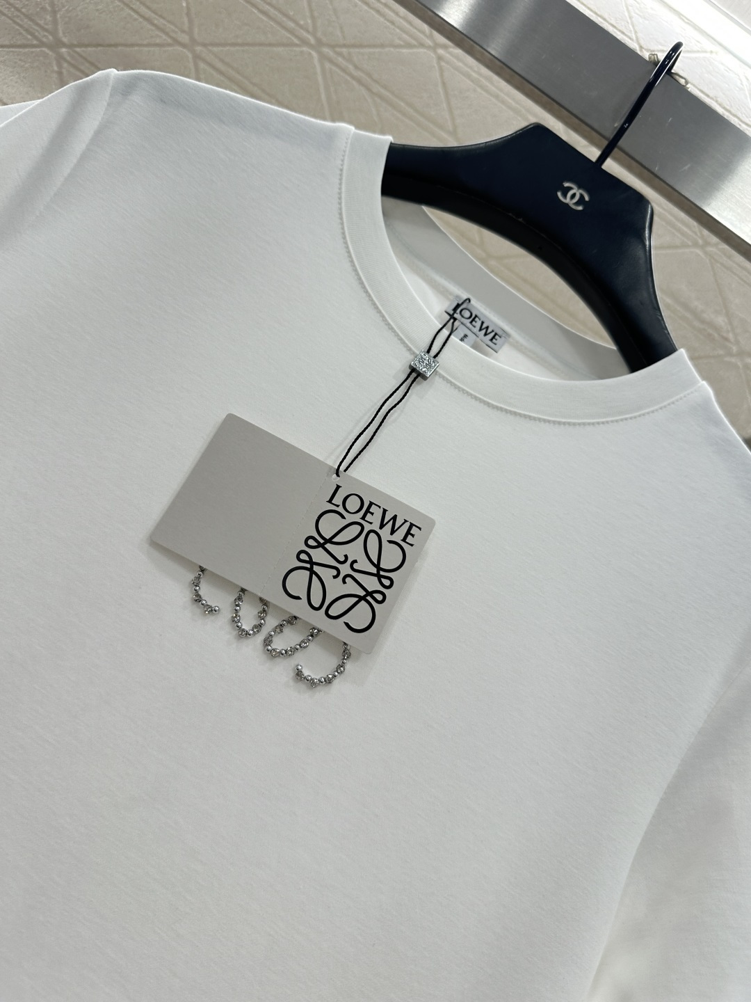♥Loew*♥2025新品上架 订珠水钻字母𝑇𝑒𝑒定制YB丝光全棉材质，透气舒适，质感十足，常规短袖T恤