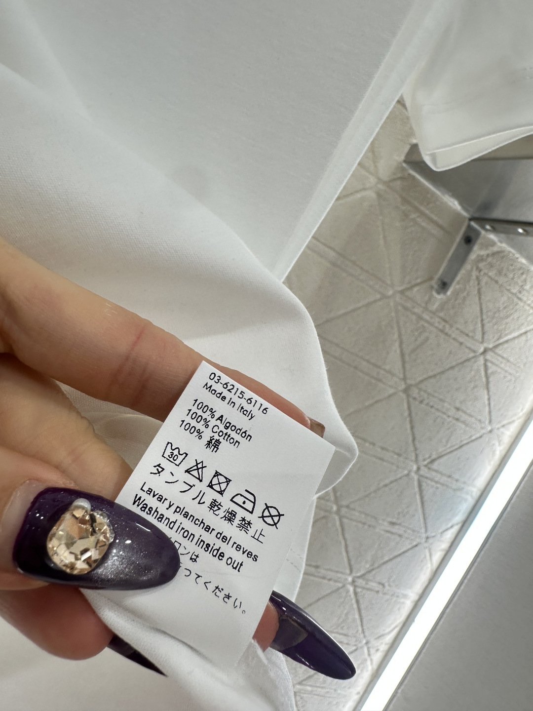 ♥Loew*♥2025新品上架 订珠水钻字母𝑇𝑒𝑒定制YB丝光全棉材质，透气舒适，质感十足，常规短袖T恤