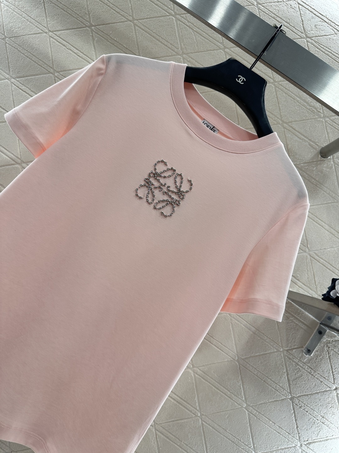 ♥Loew*♥2025新品上架 订珠水钻字母𝑇𝑒𝑒定制YB丝光全棉材质，透气舒适，质感十足，常规短袖T恤