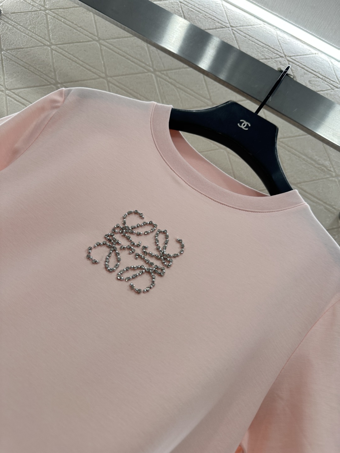 ♥Loew*♥2025新品上架 订珠水钻字母𝑇𝑒𝑒定制YB丝光全棉材质，透气舒适，质感十足，常规短袖T恤