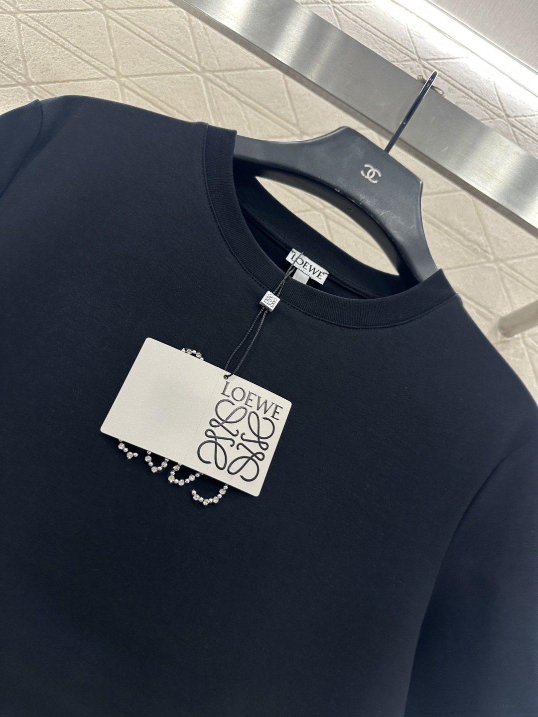 ♥Loew*♥2025新品上架 订珠水钻字母𝑇𝑒𝑒定制YB丝光全棉材质，透气舒适，质感十足，常规短袖T恤