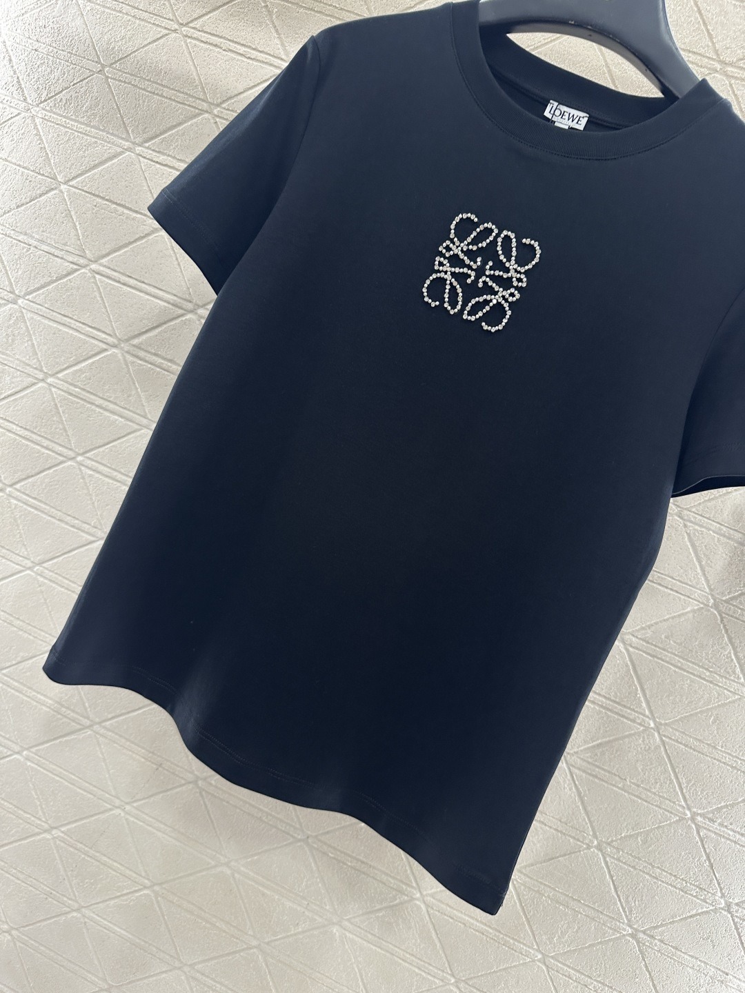 ♥Loew*♥2025新品上架 订珠水钻字母𝑇𝑒𝑒定制YB丝光全棉材质，透气舒适，质感十足，常规短袖T恤