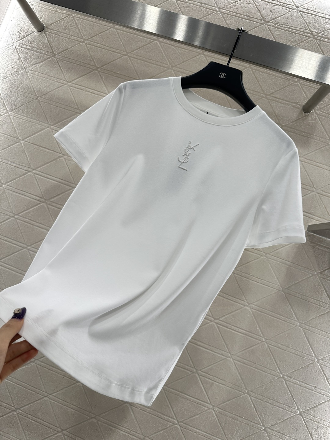 ♥Louis vuitto*♥2025新品上架 立体刺绣字母𝑇𝑒𝑒定制YB丝光全棉材质，透气舒适，质感十